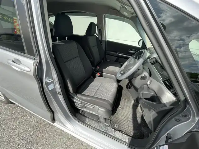 ホンダ フリード＋ G ホンダセンシング 千葉県 2018(平30)年 5.7万km ルナシルバーM 純正ナビ/バックカメラ/両側パワースライドドア　/ビルトインＥＴＣ/クルーズコントロール/衝突被害軽減ブレーキ/レーンキープアシスト/横滑り防止装置/ステアリングスイッチ/電格ミラー/ドアバイザー