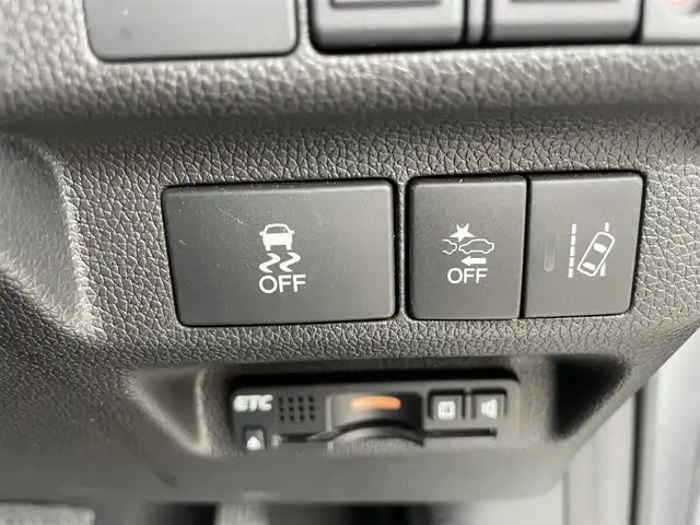 ホンダ フリード＋ G ホンダセンシング 千葉県 2018(平30)年 5.7万km ルナシルバーM 純正ナビ/バックカメラ/両側パワースライドドア　/ビルトインＥＴＣ/クルーズコントロール/衝突被害軽減ブレーキ/レーンキープアシスト/横滑り防止装置/ステアリングスイッチ/電格ミラー/ドアバイザー