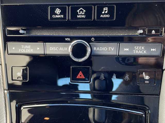 日産 スカイライン 400R 大阪府 2020(令2)年 1.9万km スーパーブラック 全方位カメラ/レーダークルーズコントロール/黒革シート/パドルシフト/シートヒーター/CD/DVD /Bluetooth /フルセグTV /TVキャンセラー/ETC2.0/ドライブレコーダー /純正アルミホイール/衝突軽減システム/横滑り防止装置/オートライト/LEDヘッドライト/ABS