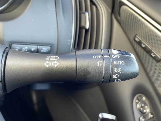 日産 スカイライン 400R 大阪府 2020(令2)年 1.9万km スーパーブラック 全方位カメラ/レーダークルーズコントロール/黒革シート/パドルシフト/シートヒーター/CD/DVD /Bluetooth /フルセグTV /TVキャンセラー/ETC2.0/ドライブレコーダー /純正アルミホイール/衝突軽減システム/横滑り防止装置/オートライト/LEDヘッドライト/ABS