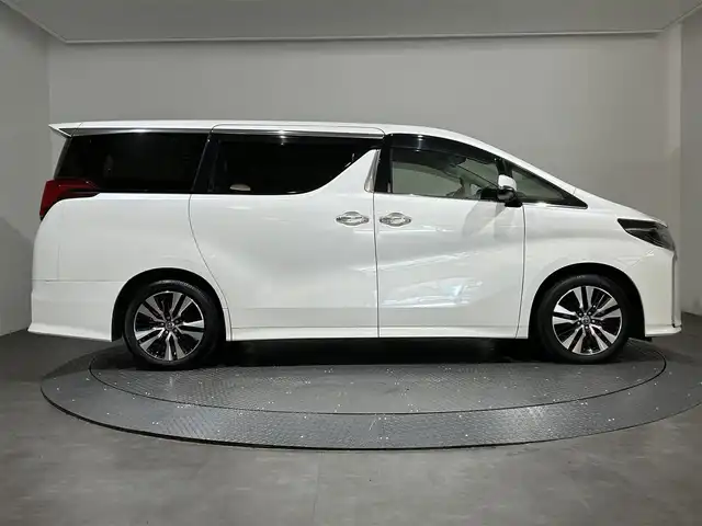 トヨタ アルファード S Cパッケージ 愛媛県 2022(令4)年 2.1万km ホワイトパールクリスタルシャイン ・９型ナビ（フルセグＴＶ・ＢＴ・ＤＶＤ・ＵＳＢ）/・バックカメラ　/・１２．１型後席モニター　/・サンルーフ　/・衝突軽減ブレーキ　/・ＤＮ席シートヒーター　/・ＤＮ席パワーシート　/・ＤＮ席ベンチレーション　/・両側電動ドア/・ステアリングヒーター/・ETC2.0/・オートマチックハイビーム/・デジタルインナーミラー