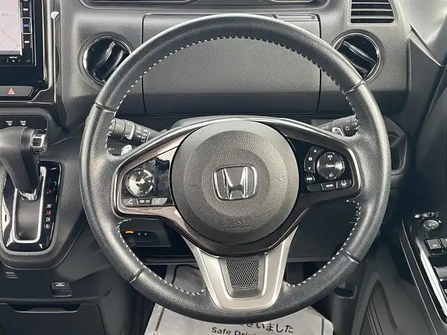 ホンダ Ｎ ＢＯＸ カスタム G L ターボ ホンダセンシング 大阪府 2019(平31)年 6万km プラチナホワイトパール 純正ナビ/   TV/CD/DVD/Bluetooth/バックカメラ/衝突軽減ブレーキ/リアコーナーセンサー/ターボ/両側パワースライドドア　　/レーダークルーズコントロール/レーンキープアシスト　/パドルシフト　/前後ドライブレコーダー/Fang14インチアルミホイール/純正フロアマット/プッシュスタート　/スマートキー　/ビルトインＥＴＣ　/ＬＥＤ