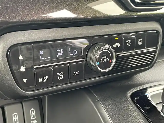 ホンダ Ｎ ＢＯＸ カスタム G L ターボ ホンダセンシング 大阪府 2019(平31)年 6万km プラチナホワイトパール 純正ナビ/   TV/CD/DVD/Bluetooth/バックカメラ/衝突軽減ブレーキ/リアコーナーセンサー/ターボ/両側パワースライドドア　　/レーダークルーズコントロール/レーンキープアシスト　/パドルシフト　/前後ドライブレコーダー/Fang14インチアルミホイール/純正フロアマット/プッシュスタート　/スマートキー　/ビルトインＥＴＣ　/ＬＥＤ