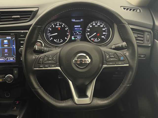 日産 エクストレイル 20X エクストリーマーX 宮崎県 2017(平29)年 3万km プレミアムコロナオレンジ 禁煙車/パートタイム4WD/エマージェンシーブレーキ/純正9型ナビTV/（MM517D-L/CD/DVD/MSV/Bluetooth/フルセグTV)/純正LEDオートライト/純正フォグ/純正18インチアルミ/純正LEDデイライト/純正フロアマット/プロパイロット/アラウンドビューモニター/デジタルインナーミラー/クリアランスソナー/ヒーテッドドアミラー/撥水カプロンシート/全席シートヒーター/パワーバックドア/ルーフレール/デュアルオートエアコン/ETC/インテリジェントキー/プッシュエンジンスタート