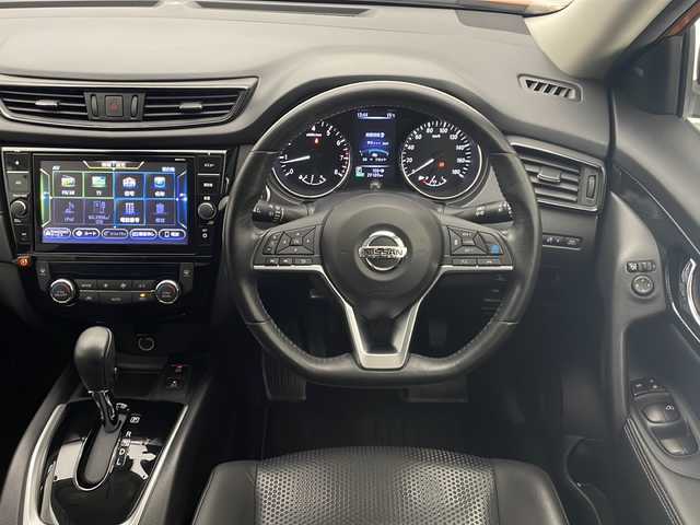 日産 エクストレイル 20X エクストリーマーX 宮崎県 2017(平29)年 3万km プレミアムコロナオレンジ 禁煙車/パートタイム4WD/エマージェンシーブレーキ/純正9型ナビTV/（MM517D-L/CD/DVD/MSV/Bluetooth/フルセグTV)/純正LEDオートライト/純正フォグ/純正18インチアルミ/純正LEDデイライト/純正フロアマット/プロパイロット/アラウンドビューモニター/デジタルインナーミラー/クリアランスソナー/ヒーテッドドアミラー/撥水カプロンシート/全席シートヒーター/パワーバックドア/ルーフレール/デュアルオートエアコン/ETC/インテリジェントキー/プッシュエンジンスタート