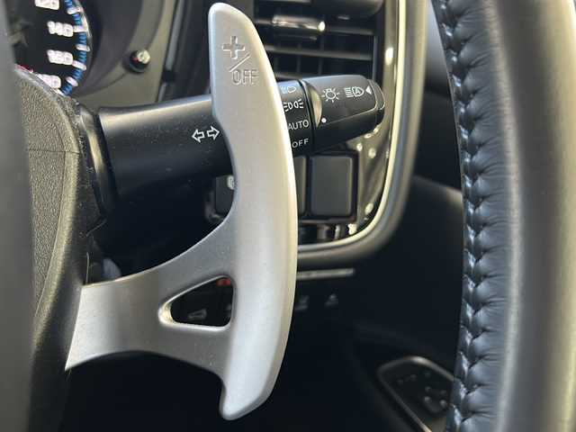 三菱 アウトランダー ＰＨＥＶ G ナビパッケージ 福島県 2018(平30)年 2.2万km チタニウムグレーメタリック 登録時走行距離21/60キロ/ワンオーナー/純正SDナビ/（AM/FM/CD/DVD/BT/フルセグTV）/全周囲モニター/ハーフレザーシート/プリクラッシュ/クリアランスソナー/レーダークルーズコントロール/ブラインドスポットモニター/ステアリングヒーター/シートヒーター/ETC/純正フロアマット/純正AW/充電ケーブル車載