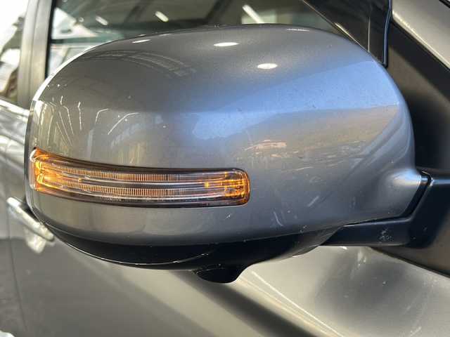 三菱 アウトランダー ＰＨＥＶ G ナビパッケージ 福島県 2018(平30)年 2.2万km チタニウムグレーメタリック 登録時走行距離21/60キロ/ワンオーナー/純正SDナビ/（AM/FM/CD/DVD/BT/フルセグTV）/全周囲モニター/ハーフレザーシート/プリクラッシュ/クリアランスソナー/レーダークルーズコントロール/ブラインドスポットモニター/ステアリングヒーター/シートヒーター/ETC/純正フロアマット/純正AW/充電ケーブル車載