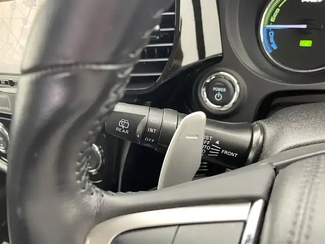 三菱 アウトランダー ＰＨＥＶ G ナビパッケージ 栃木県 2018(平30)年 2.2万km チタニウムグレーメタリック 三菱e-Assist/・衝突被害軽減ブレーキシステム/・誤発進抑制機能(前進時)/・車線逸脱警報システム/・レーダークルーズコントロールシステム/・オートマチックハイビーム/・後側方車両検知警報システム/・レーンチェンジアシスト機能/・後退時車両検知警報システム/ワンオーナー/禁煙車/全方位カメラ/ハーフレザー/シートヒーター/ハンドルヒーター/パワーバックドア/ブラインドスポットモニター/純正ナビ/(CD/DVD/BT/TV/SD)/コーナーセンサー/LEDヘッドライト/フォグライト/オートライト/オートエアコン
