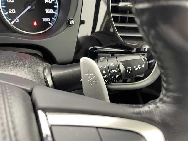 三菱 アウトランダー ＰＨＥＶ G ナビパッケージ 栃木県 2018(平30)年 2.2万km チタニウムグレーメタリック 三菱e-Assist/・衝突被害軽減ブレーキシステム/・誤発進抑制機能(前進時)/・車線逸脱警報システム/・レーダークルーズコントロールシステム/・オートマチックハイビーム/・後側方車両検知警報システム/・レーンチェンジアシスト機能/・後退時車両検知警報システム/ワンオーナー/禁煙車/全方位カメラ/ハーフレザー/シートヒーター/ハンドルヒーター/パドルシフト/パワーバックドア/ブラインドスポットモニター/純正ナビ/(CD/DVD/BT/TV/SD)/ETC/コーナーセンサー/LEDヘッドライト/フォグライト/オートライト/オートエアコン