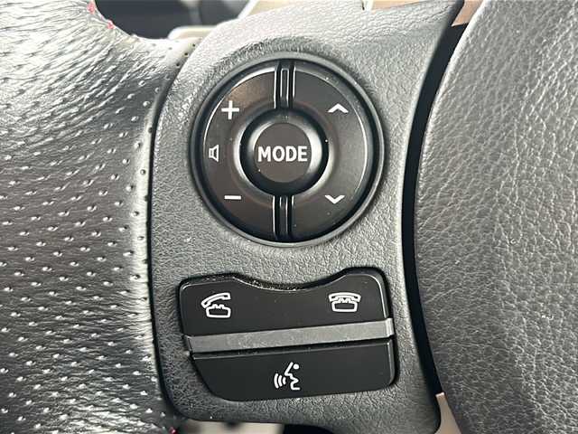 レクサス ＣＴ 200h Fスポーツ 京都府 2014(平26)年 7.9万km ブラック/ホワイトノーヴァガラスフレーク 純正8インチナビ/フルセグテレビ/バックカメラ/Bluetooth/サンルーフ/パドルシフト/本革シート/メモリーパワーシート/シートヒーター/ステアリングヒーター/レクサスセーフティーセンス/クリアランスソナー/トラクションコントロール/レーダークルーズコントロール/ワンオーナー/禁煙車/カードキー/寒冷地仕様/ドラレコ前後/ビルトインETC/アイドリングストップ/フォグランプ/ウィンカーミラー/電動格納ミラー