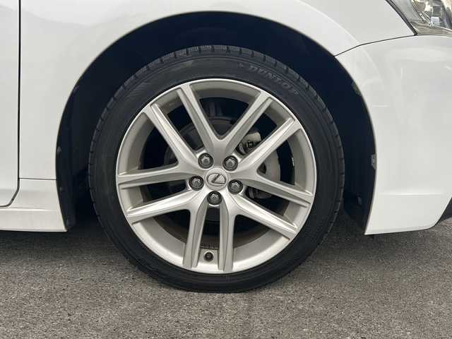 レクサス ＣＴ 200h Fスポーツ 京都府 2014(平26)年 7.9万km ブラック/ホワイトノーヴァガラスフレーク 純正8インチナビ/フルセグテレビ/バックカメラ/Bluetooth/サンルーフ/パドルシフト/本革シート/メモリーパワーシート/シートヒーター/ステアリングヒーター/レクサスセーフティーセンス/クリアランスソナー/トラクションコントロール/レーダークルーズコントロール/ワンオーナー/禁煙車/カードキー/寒冷地仕様/ドラレコ前後/ビルトインETC/アイドリングストップ/フォグランプ/ウィンカーミラー/電動格納ミラー