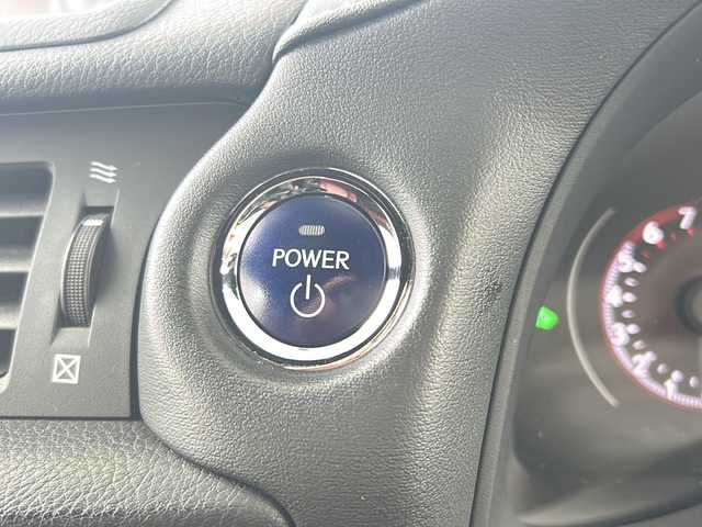 レクサス ＣＴ 200h Fスポーツ 京都府 2014(平26)年 7.9万km ブラック/ホワイトノーヴァガラスフレーク 純正8インチナビ/フルセグテレビ/バックカメラ/Bluetooth/サンルーフ/パドルシフト/本革シート/メモリーパワーシート/シートヒーター/ステアリングヒーター/レクサスセーフティーセンス/クリアランスソナー/トラクションコントロール/レーダークルーズコントロール/ワンオーナー/禁煙車/カードキー/寒冷地仕様/ドラレコ前後/ビルトインETC/アイドリングストップ/フォグランプ/ウィンカーミラー/電動格納ミラー