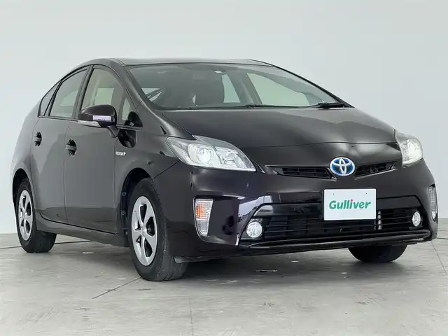 トヨタ プリウス G 愛知県 2012(平24)年 5.2万km ボルドーマイカメタリック 純正SDナビ　/ワンセグTV　/Bluetooth　/バックカメラ　/クルーズコントロール　/スマートキー　/自動防眩ミラー　/ステアリングリモコン　/ハーフレザーシート　/パワーシート　/ビルトインETC /フォグランプ　/AM/FM　/スペアキー