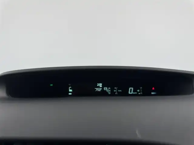 トヨタ プリウス G 愛知県 2012(平24)年 5.2万km ボルドーマイカメタリック 純正SDナビ　/ワンセグTV　/Bluetooth　/バックカメラ　/クルーズコントロール　/スマートキー　/自動防眩ミラー　/ステアリングリモコン　/ハーフレザーシート　/パワーシート　/ビルトインETC /フォグランプ　/AM/FM　/スペアキー