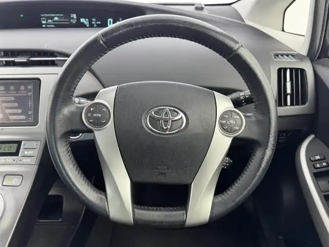 トヨタ プリウス G 愛知県 2012(平24)年 5.2万km ボルドーマイカメタリック 純正SDナビ　/ワンセグTV　/Bluetooth　/バックカメラ　/クルーズコントロール　/スマートキー　/自動防眩ミラー　/ステアリングリモコン　/ハーフレザーシート　/パワーシート　/ビルトインETC /フォグランプ　/AM/FM　/スペアキー