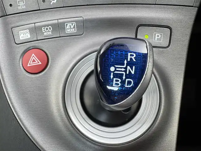 トヨタ プリウス G 愛知県 2012(平24)年 5.2万km ボルドーマイカメタリック 純正SDナビ　/ワンセグTV　/Bluetooth　/バックカメラ　/クルーズコントロール　/スマートキー　/自動防眩ミラー　/ステアリングリモコン　/ハーフレザーシート　/パワーシート　/ビルトインETC /フォグランプ　/AM/FM　/スペアキー