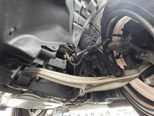 マツダ ロードスター 滋賀県 2023(令5)年 1.5万km グレー ガソリン/2WD(FR)/6速MT/HKSマフラー/RAYS純正ホイール/ブレンボキャリパー/ETC/特別仕様車/レーンアシスト/コーナーセンサー/横滑り防止/プッシュスタート/スマートキー/ステアリングスイッチ/本革巻きステアリング/オートライト/USB/AUX/純正マット/LEDヘッドライト
