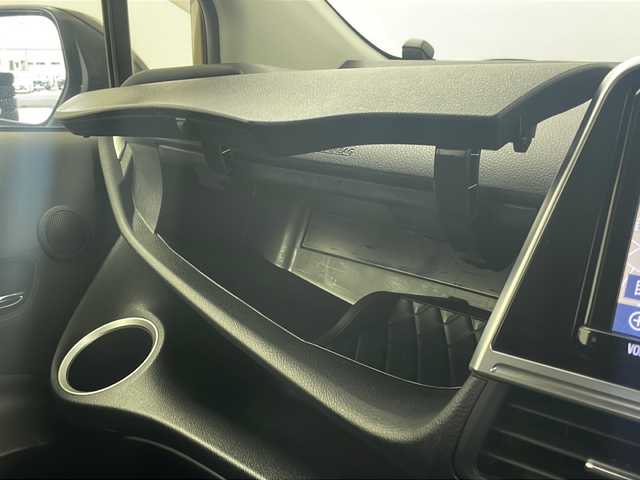 トヨタ シエンタ ハイブリッド G グランパー 栃木県 2020(令2)年 6.5万km ベージュ 純正ナビ/(BT/AM/FM/CD/DVD/フルセグ）/全周囲カメラ/ビルトインETC2.0/車線逸脱防止/パーキングサポートブレーキ/クリアランナソー/先行車発進お知らせ/クルーズコントロール/両側パワースライドドア/ステアリングヒーター/前席シートヒーター/電動格納ミラー/ステアリングスイッチ/純正１５インチAW/純正フロアマット/プッシュスタート/スマートキー