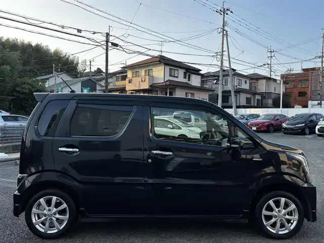 スズキ ワゴンＲ スティングレー HYBRID X 熊本県 2017(平29)年 8.3万km ブルーイッシュブラックパール3 純正ナビ/【フルセグ/CD/DVD/Bluetooth/AUX】/全方位モニター/デュアルカメラブレーキサポート/車線逸脱警報/ヘッドアップディスプレイ/革巻きステアリング/ステアリングリモコン/シートヒーター/オートLEDヘッドライト/フォグランプ/純正14インチアルミホイール/ビルトインETC/アイドリングストップ/純正ドアバイザー