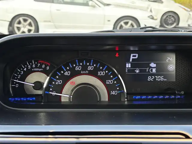 スズキ ワゴンＲ スティングレー HYBRID X 熊本県 2017(平29)年 8.3万km ブルーイッシュブラックパール3 純正ナビ/【フルセグ/CD/DVD/Bluetooth/AUX】/全方位モニター/デュアルカメラブレーキサポート/車線逸脱警報/ヘッドアップディスプレイ/革巻きステアリング/ステアリングリモコン/シートヒーター/オートLEDヘッドライト/フォグランプ/純正14インチアルミホイール/ビルトインETC/アイドリングストップ/純正ドアバイザー