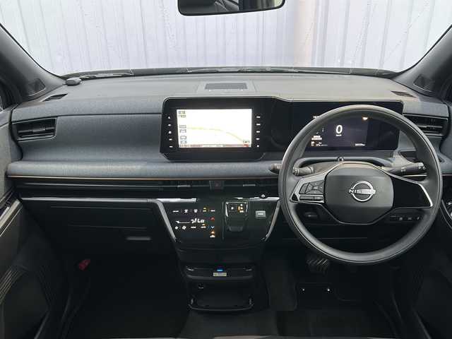 日産 サクラ X 三重県 2023(令5)年 1.7万km ブラック 純正ナビ /バックカメラ /ワイヤレス充電器 /スペアキー /前後ドライブレコーダー /前後コーナーセンサー /レザー調シートカバー /LEDヘッドライト /オートライト /オートホールド /ステアリングスイッチ/純正フロアマット /電動格納ミラー/禁煙車