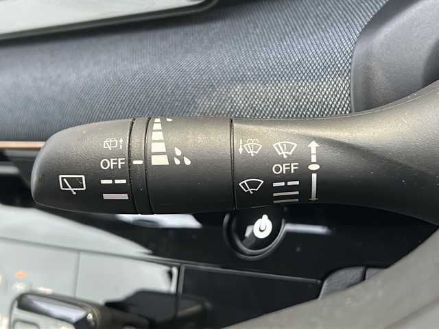 日産 サクラ X 三重県 2023(令5)年 1.7万km ブラック 純正ナビ /バックカメラ /ワイヤレス充電器 /スペアキー /前後ドライブレコーダー /前後コーナーセンサー /レザー調シートカバー /LEDヘッドライト /オートライト /オートホールド /ステアリングスイッチ/純正フロアマット /電動格納ミラー/禁煙車