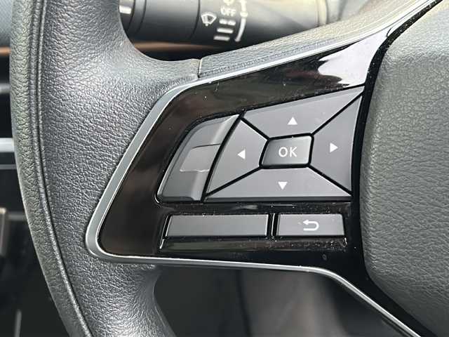 日産 サクラ X 三重県 2023(令5)年 1.7万km ブラック 純正ナビ /バックカメラ /ワイヤレス充電器 /スペアキー /前後ドライブレコーダー /前後コーナーセンサー /レザー調シートカバー /LEDヘッドライト /オートライト /オートホールド /ステアリングスイッチ/純正フロアマット /電動格納ミラー/禁煙車