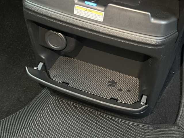 日産 サクラ X 三重県 2023(令5)年 1.7万km ブラック 純正ナビ /バックカメラ /ワイヤレス充電器 /スペアキー /前後ドライブレコーダー /前後コーナーセンサー /レザー調シートカバー /LEDヘッドライト /オートライト /オートホールド /ステアリングスイッチ/純正フロアマット /電動格納ミラー/禁煙車