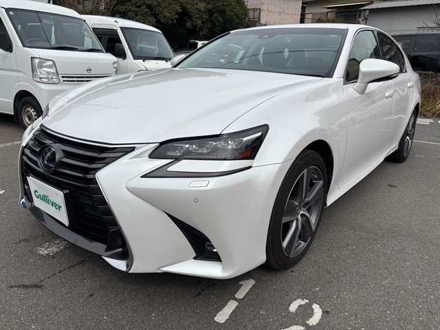 レクサス ＧＳ 300h Iパッケージ 福岡県 2016(平28)年 10.7万km ソニッククォーツ AM/FM/ワンオーナー/純正メーカーオプションナビ/（AM/FM/AUX/Bluetooth/フルセグTV）/衝突被害軽減システム/横滑り防止装置/レーンキープアシスト/パーキングアシスト/先方車発信告知システム/クルーズコントロール（追従あり）/パドルシフト/ハンズフリー/ハンドリングヒーター/ヒートシーター（D/N）/シートクーラー（D/N）/パワーシート（D/N）/オートマチックハイビーム/オートライト/フォグランプ/シートメモリー（D）/ドライブレコーダー（前、後ろ）/純正フロアマット/純正アルミホイール/プッシュスタート/LEDライト/スペアキー×2/保証書/取扱説明書