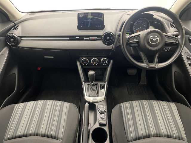 マツダ マツダ２ 15S スマートエディション 愛媛県 2020(令2)年 2.4万km セラミックM 純正ナビ/Bluetooth/フルセグ/USB/全周囲カメラ/衝突被害軽減ブレーキ/レーンキープアシスト/前後コーナーセンサー/LEDヘッドライト/オートマチックハイビーム/オートライト/ブラインドスポットモニター/社外15インチアルミ/ETC/プッシュスタート/アイドリングストップ/ドアバイザー/電動格納ミラー/スペアキー/保証書/取扱説明書