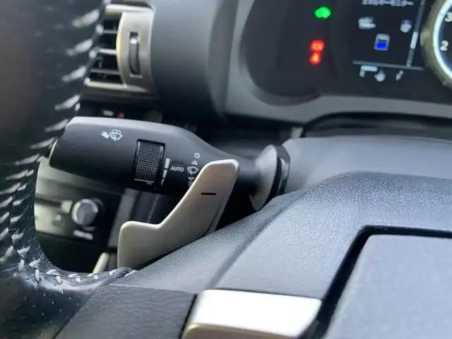 レクサス ＩＳ 300h Fスポーツ 大分県 2014(平26)年 9.5万km スターライトブラックガラスフレーク ・純正ナビ/・フルセグ/・バックカメラ/・純正ビルトインETC2.0/・ステアリングスイッチ/・ブルーレイ視聴可/・プリクラッシュセーフティ/・レーンキープアシスト/・アダプティブクルーズコントロール/・オートライト＆オートハイビーム/・クリアランスソナー/・パドルシフト/・社外前方ドライブレコーダー