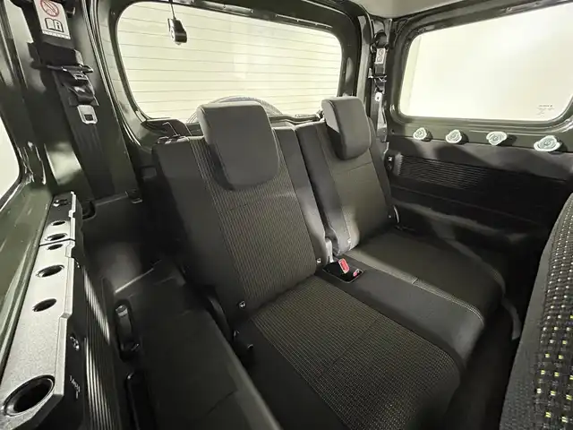 スズキ ジムニー XC 佐賀県 2023(令5)年 0.6万km ジャングルグリーン 純正8インチディーラーオプションナビ/バックカメラ/フルセグテレビTVキット付き/CD/DVD/SD/BT/USB/FM.AM/ナビ連動前後ドライブレコーダー/ETC/パートタイム4WD/ダウンヒルアシストコントロール/スズキレーダーブレーキサポートシステム/レーンキープアシスト/クルーズコントロール/オートハイビーム/オートライト/プッシュスタート/保証書/取扱説明書