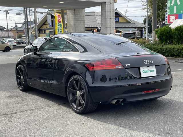 アウディ ＴＴクーペ 2．0 TFSI 東京都 2008(平20)年 7.5万km ファントムブラックパールエフェクト 社外HDDナビゲーション/Bluetooth接続/バックカメラ/スペアキー/純正フロアマット/レザーシート/ABS/横滑り防止機能/オートライト/タイヤ（レグノ）