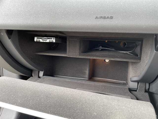 アウディ ＴＴクーペ 2．0 TFSI 東京都 2008(平20)年 7.5万km ファントムブラックパールエフェクト 社外HDDナビゲーション/Bluetooth接続/バックカメラ/スペアキー/純正フロアマット/レザーシート/ABS/横滑り防止機能/オートライト/タイヤ（レグノ）