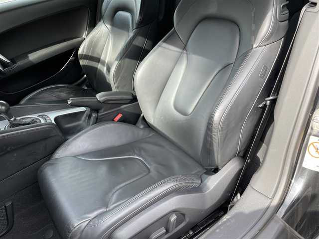 アウディ ＴＴクーペ 2．0 TFSI 東京都 2008(平20)年 7.5万km ファントムブラックパールエフェクト 社外HDDナビゲーション/Bluetooth接続/バックカメラ/スペアキー/純正フロアマット/レザーシート/ABS/横滑り防止機能/オートライト/タイヤ（レグノ）