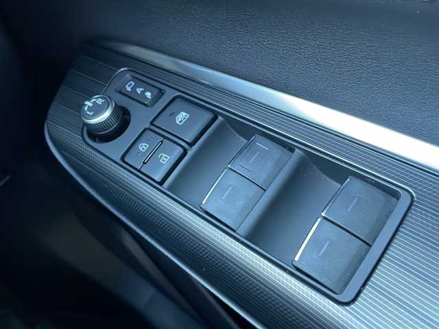トヨタ ハリアー ハイブリッド Z レザーパッケージ 山口県 2020(令2)年 6.7万km プレシャスブラックパール 純正12.3インチディスプレイオーディオ/・ナビキット/・Bluetooth接続/・フルセグTV/・パノラミックビューモニター/・JBLサウンド/ビルトインETC/Toyota Safety Sense/・プリクラッシュセーフティ/・レーントレーシングアシスト/・アダプティブハイビームシステム/・オートマチックハイビーム/・ロードサインアシスト/・レーダークルーズコントロール/・先行車発進告知機能/・ブラインドスポットモニター/デジタルインナーミラー/USB入力端子/ヘッドアップディスプレイ/ステアリングヒーター/レザーシート/パワーシートD席/N席/シートヒーター/エアシート/パワーバックドア/純正フロアマット/純正19インチアルミホイール/純正LEDヘッドライト/取扱説明書/保証書