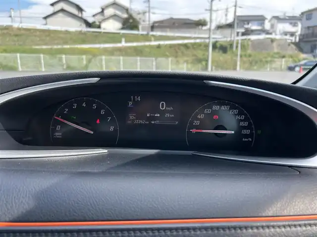 トヨタ シエンタ G 岡山県 2021(令3)年 2.3万km ホワイトパールクリスタルシャイン 純正ナビ　NSZT-W66T/フルセグTV、CD、DVD、Bluetooth、AM、FM/バックカメラ/両側パワースライドドア/ETC/オートライト/USB充電ポート/トヨタセーフティセンス/・プリクラッシュセーフティ/・レーンディパーチャーアラート/・オートハイビーム