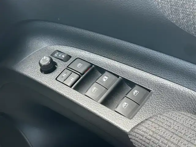トヨタ シエンタ G 岡山県 2021(令3)年 2.3万km ホワイトパールクリスタルシャイン 純正ナビ　NSZT-W66T/フルセグTV、CD、DVD、Bluetooth、AM、FM/バックカメラ/両側パワースライドドア/ETC/オートライト/USB充電ポート/トヨタセーフティセンス/・プリクラッシュセーフティ/・レーンディパーチャーアラート/・オートハイビーム