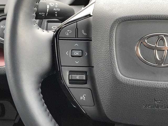 トヨタ プリウス Z 佐賀県 2025(令7)年 0.9万km グレー ワンオーナー/純正12.3インチディスプレイオーディオ/パノラマミックビューモニター/プリクラッシュセーフティ/レーンディパーチャーアラート/オートハイビーム/アダプティブクルーズコントロール/クリアランスソナー/ブラインドスポットモニター/リアクロストラフィックアラート/電動パーキングブレーキ/オートブレーキホールド/パーキングアシスト/デジタルインナーミラー/置くだけ充電/レザーシート/パワーシート/シートヒーター/エアシート/ステアリングヒーター/ステアリングリモコン/パワートランク/ETC2.0/プッシュスタート/スマートキー/LEDヘッドライト/社外アルミホイール/アッシュグレー（1M2)