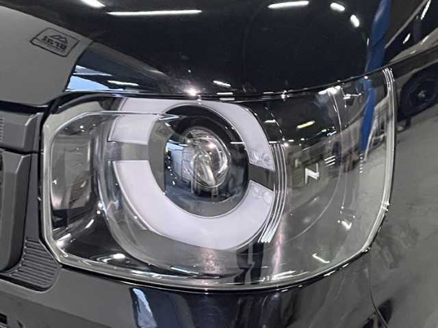 ホンダ Ｎ ＢＯＸ 道央・札幌 2024(令6)年 0.5万km クリスタルブラックパール AIS検査済み/【2502023902】/純正LEDヘッドライト/オートライト/オートマチックハイビーム/片側パワースライドドア/ディスプレイオーディオ/ドライブレコーダー/USB入力端子/ETC/コーナーセンサー/バックカメラ/フロントカメラ/アクセル踏み間違い防止装置/レーンキープアシスト/衝突被害軽減ブレーキ/15インチAW　エクストリームJ XJ07（社外）/TOYOオープンカントリーR/T　165/65-15（新品）（社外）/1インチリフトアップキット（社外）/ダムド　Angieフェイスチェンジキット（社外）/社外パーツ取付済