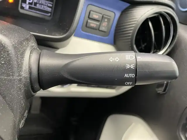スズキ イグニス ハイブリッド MX 鹿児島県 2020(令2)年 6.2万km ピュアホワイトP 社外ナビ（AVIC-RZ302）/ワンセグＴＶ　/デュアルカメラブレーキサポート/前席シートヒーター　/純正アルミホイール　/電格ミラー　/オートライト　/ＥＴＣ　/前方ドライブレコーダー