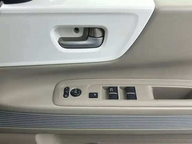 ホンダ Ｎ ＢＯＸ スラッシュ G Lパッケージ 熊本県 2016(平28)年 5.3万km スマートブラック 純正ナビVXM-164CSi（ＣＤ・ＤＶＤ・ワンセグ・ＢＴ・ＳＤ・ＡＵＸ・ｉｐｏｄ）/バックカメラ　/ＥＴＣ　/アイドリングストップ　/横滑り防止　/純正フロアマット　/ヘッドライトレベライザー　/ドアバイザー/スマートキー/プッシュスタート/保証書/取扱説明書