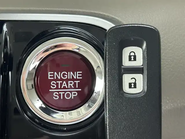 ホンダ Ｎ ＢＯＸ スラッシュ G Lパッケージ 熊本県 2016(平28)年 5.3万km スマートブラック 純正ナビVXM-164CSi（ＣＤ・ＤＶＤ・ワンセグ・ＢＴ・ＳＤ・ＡＵＸ・ｉｐｏｄ）/バックカメラ　/ＥＴＣ　/アイドリングストップ　/横滑り防止　/純正フロアマット　/ヘッドライトレベライザー　/ドアバイザー/スマートキー/プッシュスタート/保証書/取扱説明書