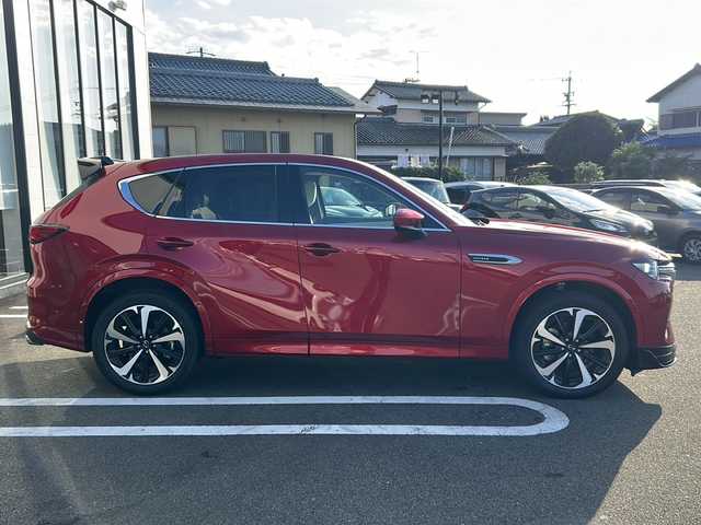 マツダ ＣＸ－６０ XD HV プレミアムモダン 岐阜県 2023(令5)年 2.4万km 赤 登録時走行距離23554km/純正ディスプレイオーディオ/プッシュスタート/スマートキー/ターボ/スペアキー/クルーズコントロール/ETC/サンルーフ/レザーシート/シートヒーター/シートクーラー/純正アルミホイール/レーンキープアシスト/オートライト/オートマチックハイビーム/LEDヘッドライト/電動リヤゲート/衝突被害軽減システム/ステアリングヒーター/純正ドライブレコーダー/パワーシート/AUTO EXE　リヤスポイラー/４WD/AUTO EXE　4本だしマフラー/AUTO EXEフロントアンダースポイラー/Blutooth/フルセグ