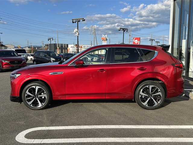 マツダ ＣＸ－６０ XD HV プレミアムモダン 岐阜県 2023(令5)年 2.4万km 赤 登録時走行距離23554km/純正ディスプレイオーディオ/プッシュスタート/スマートキー/ターボ/スペアキー/クルーズコントロール/ETC/サンルーフ/レザーシート/シートヒーター/シートクーラー/純正アルミホイール/レーンキープアシスト/オートライト/オートマチックハイビーム/LEDヘッドライト/電動リヤゲート/衝突被害軽減システム/ステアリングヒーター/純正ドライブレコーダー/パワーシート/AUTO EXE　リヤスポイラー/４WD/AUTO EXE　4本だしマフラー/AUTO EXEフロントアンダースポイラー/Blutooth/フルセグ