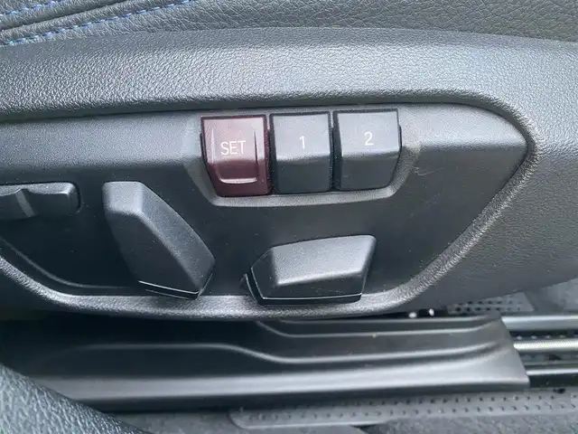 ＢＭＷ １１８ｄ Mスポーツ 福岡県 2022(令4)年 5.5万km ガンＭ ・サンルーフ/・アクティブクルーズコントロール/・純正ナビ/Bluetooth/USB/cayplay/・バックカメラ/・ドライブレコーダー/・ミラー型ETC/・純正18AW/・保証書/・取扱説明書/・LEDライト