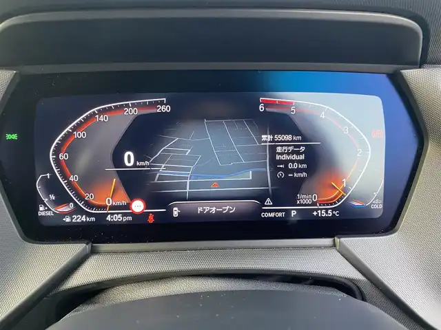 ＢＭＷ １１８ｄ Mスポーツ 福岡県 2022(令4)年 5.5万km ガンＭ ・サンルーフ/・アクティブクルーズコントロール/・純正ナビ/Bluetooth/USB/cayplay/・バックカメラ/・ドライブレコーダー/・ミラー型ETC/・純正18AW/・保証書/・取扱説明書/・LEDライト