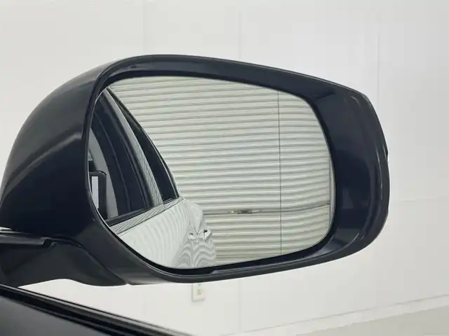 日産 スカイライン ハイブリッド 350GT Type P 茨城県 2014(平26)年 5.2万km クリスタルホワイトパール 純正ナビ/全方位カメラ/フルセグ/衝突被害軽減ブレーキ/車線逸脱抑制装置/レーダークルーズコントロール/オートマチックハイビーム/ソナー/BSI/ETC/黒革シート/シートヒーター/純正17インチAW/LEDヘッドライト/スマートキー