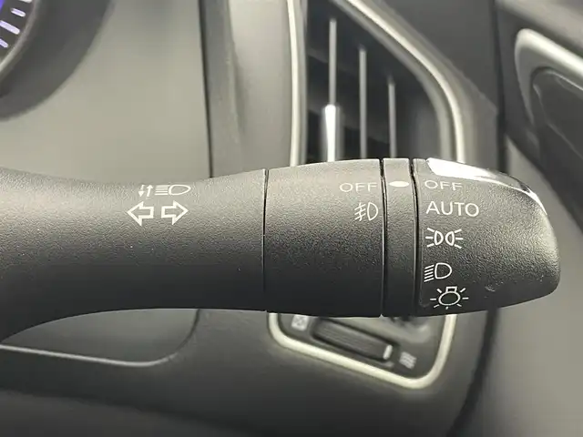 日産 スカイライン ハイブリッド 350GT Type P 茨城県 2014(平26)年 5.2万km クリスタルホワイトパール 純正ナビ/全方位カメラ/フルセグ/衝突被害軽減ブレーキ/車線逸脱抑制装置/レーダークルーズコントロール/オートマチックハイビーム/ソナー/BSI/ETC/黒革シート/シートヒーター/純正17インチAW/LEDヘッドライト/スマートキー