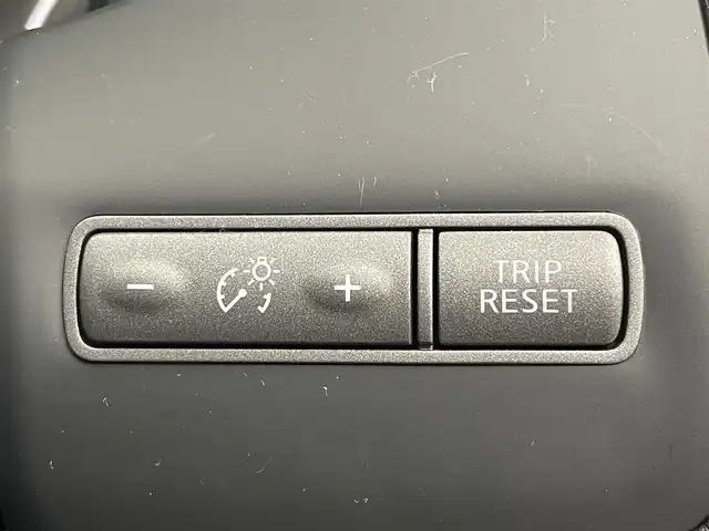 日産 スカイライン ハイブリッド 350GT Type P 茨城県 2014(平26)年 5.2万km クリスタルホワイトパール 純正ナビ/全方位カメラ/フルセグ/衝突被害軽減ブレーキ/車線逸脱抑制装置/レーダークルーズコントロール/オートマチックハイビーム/ソナー/BSI/ETC/黒革シート/シートヒーター/純正17インチAW/LEDヘッドライト/スマートキー